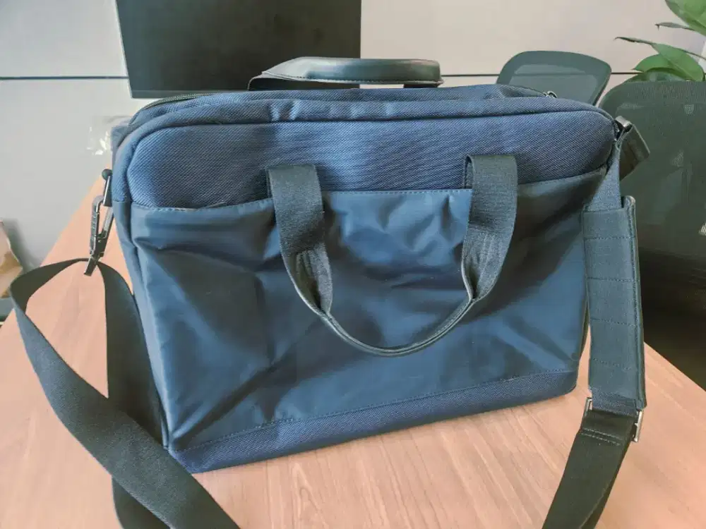Tas Kantor Samsonite