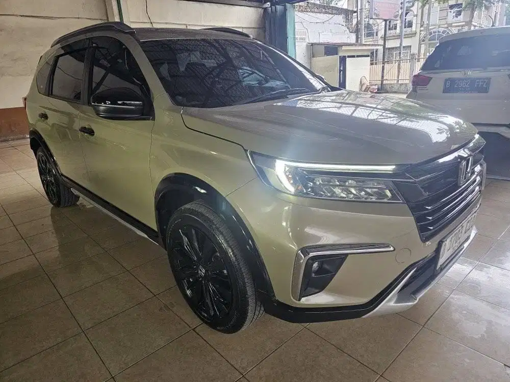 Honda All New BR-V Prestige Cvt N7X 2024 Sand Khaki Pearl