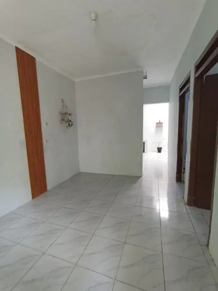 Dijual murah rumah siap huni baru renovasi di sayap TKI row jln 2mobil