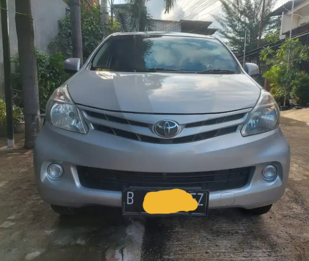 Toyota Avanza E 2012 AT Terawat Kilometer 121 ribu Record