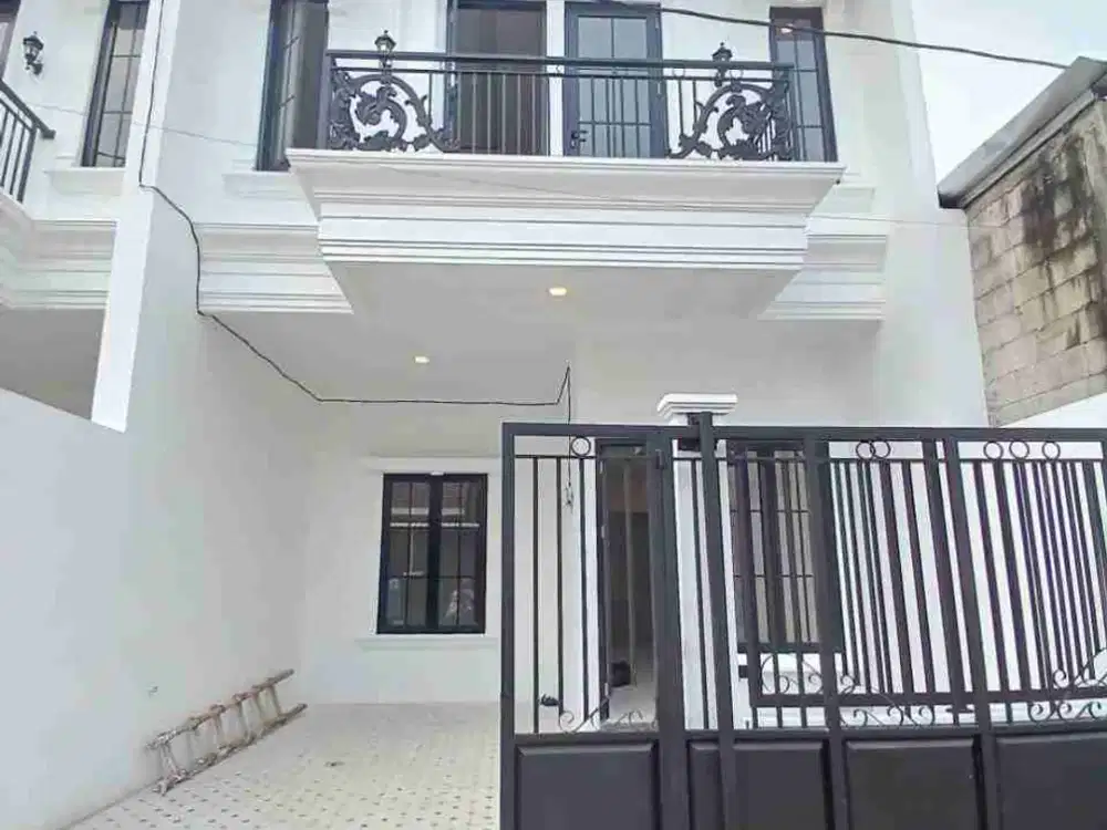 Hunian 2 Lantaj dalam komplek dekat Kantor dishub dan alun alun Depok