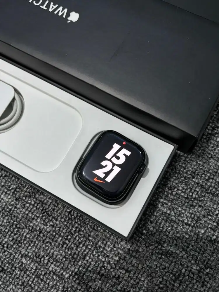 Apple watch series 7 NIKE