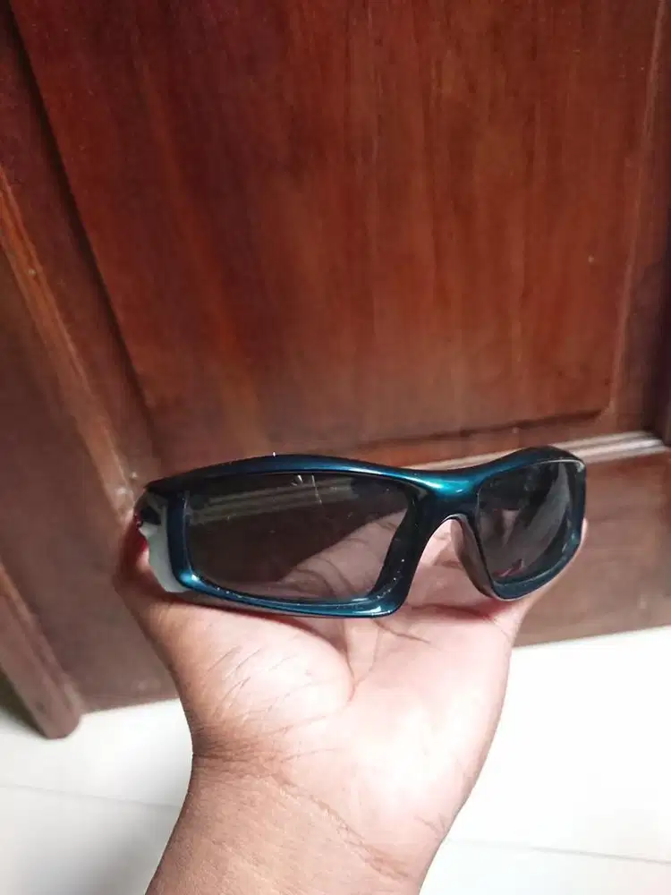 kacamata oakley second