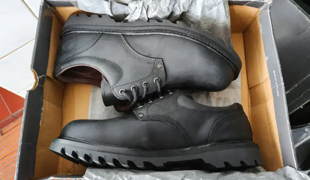 Caterpillar size 44 original