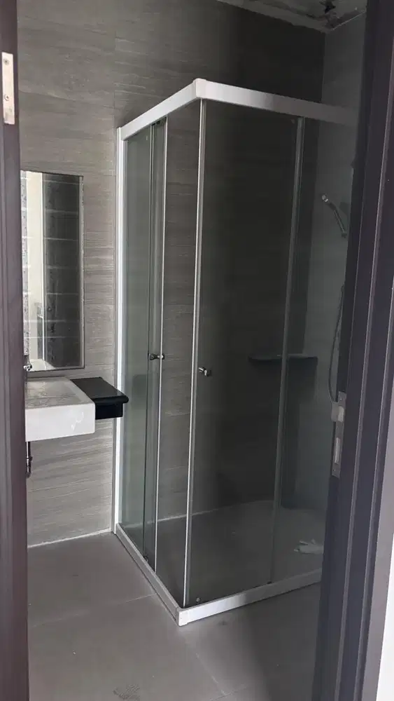 Di sewakan rumah pik2 lokasi strategis