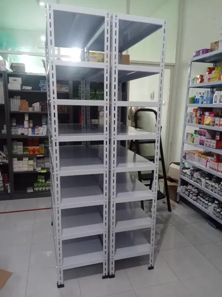 Rak susun fuul besi tempat barang gudang