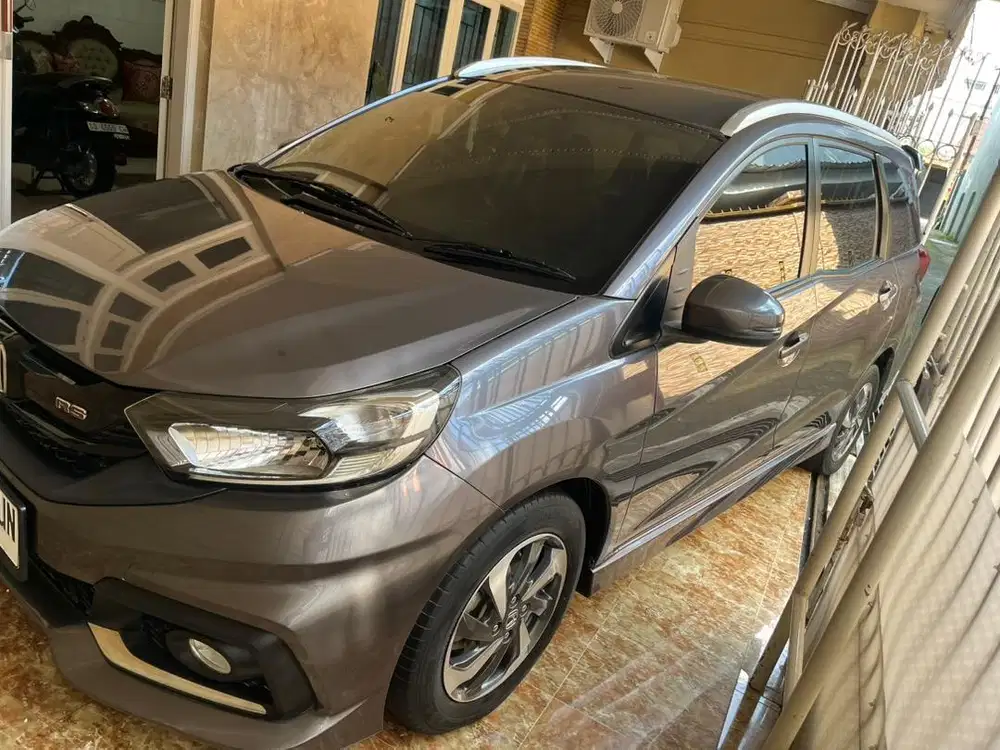 Honda mobilio RS metic 2018 achir
