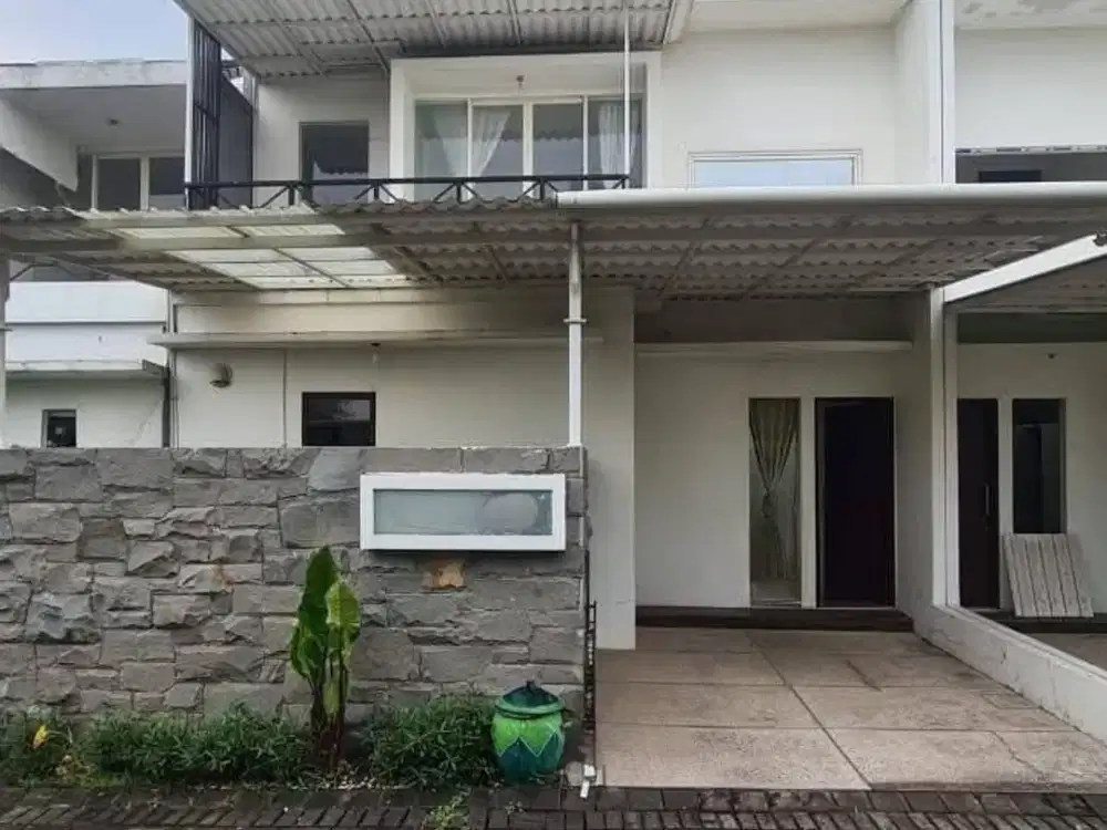 ‼️LANGKA,MURAH‼️ Rumah di Perumahan De Cassa Residence Wiyung Surabay