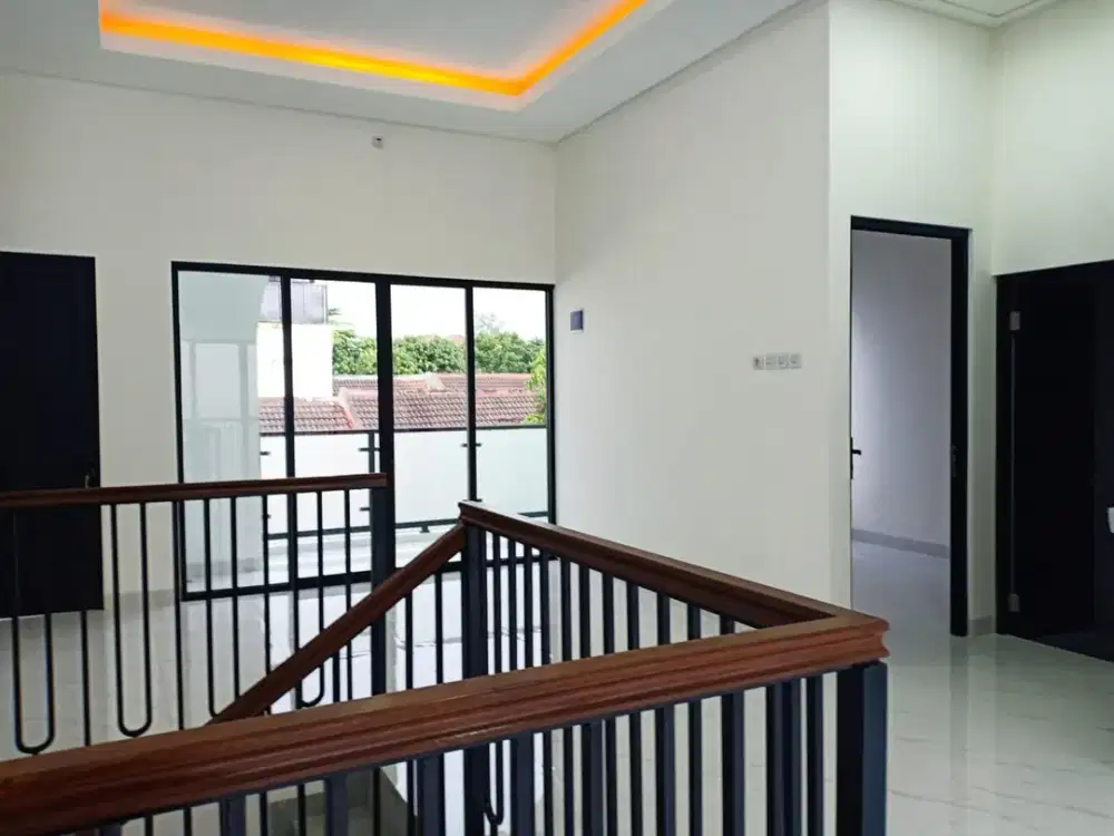 DI JUAL RUMAH DI KENCANA LOKA BSD
