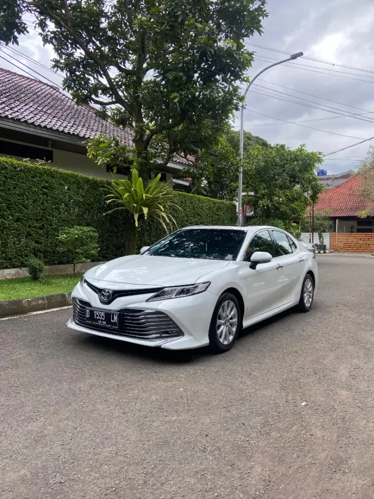 TOYOTA CAMRY 2.5 V AT TAHUN 2019