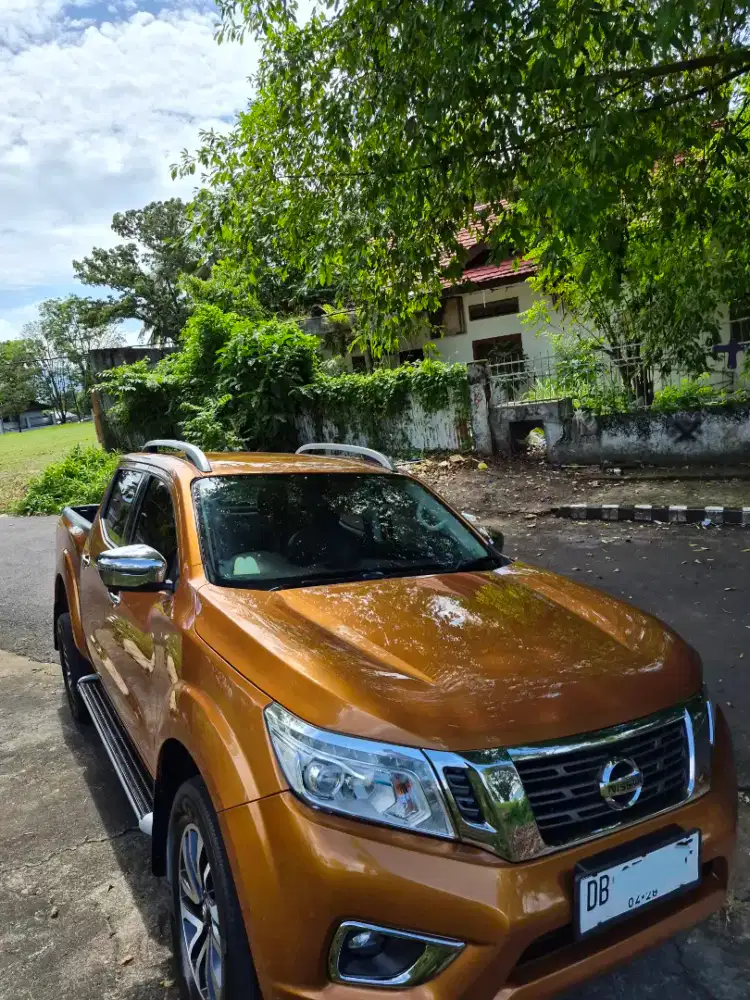 Nissan navara 4x4 matic dise nik 2017 pemakaian 2018 bulan 4