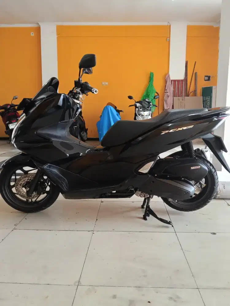 Honda new PCX CBS 160 cc 2023 full orisinil Gress