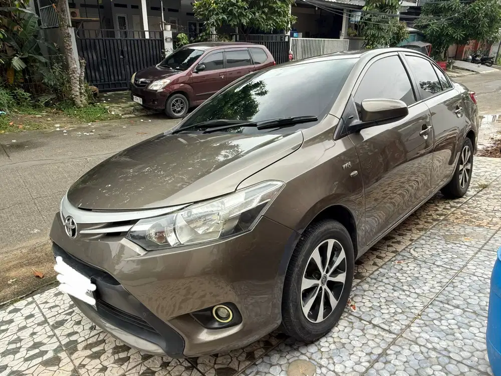 Toyota Limo ex bluebird 2013 Bensin