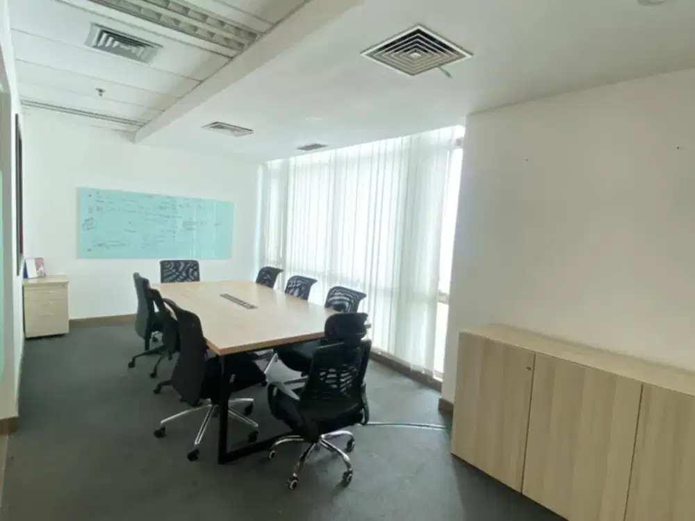 Disewakan Ruang Kantor Fully Furnished – Lantai 12A