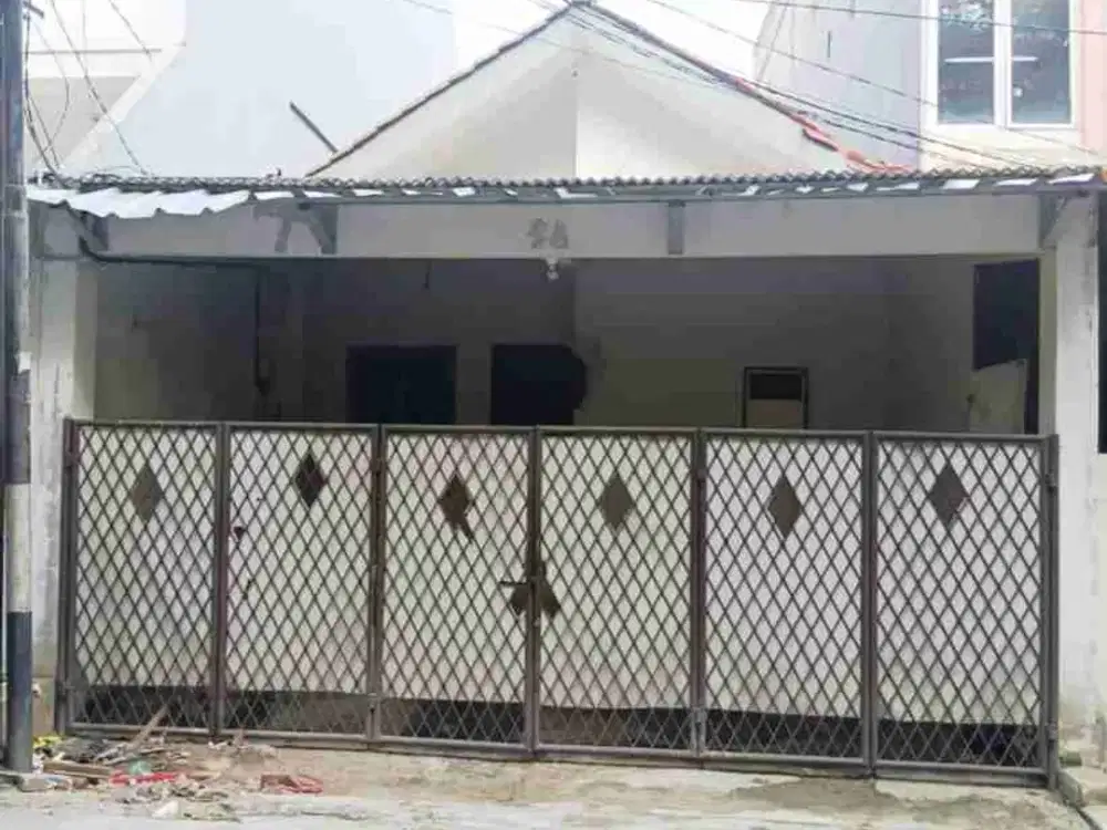 Disewakan rumah usaha lebar 6 jalan raya lebaar di kelapa gading jakut