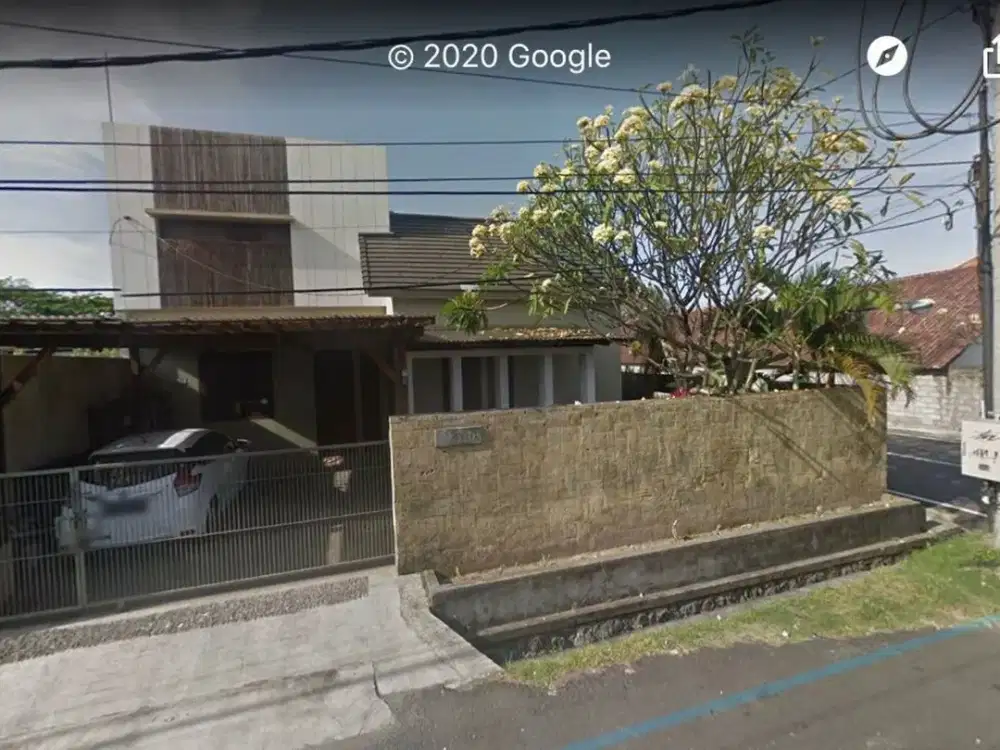 Rumah 2 Lantai Full Furnished Disewakan, di Area Kerobokan, Kuta Utara