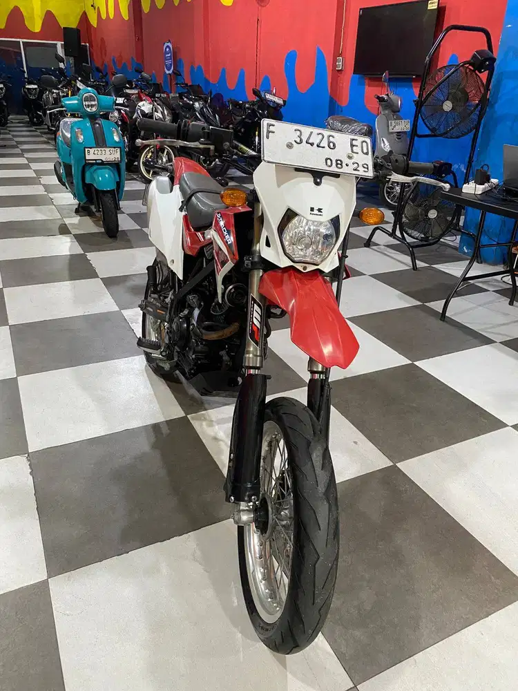 Kawasaki D -Tracker Tahun 2019