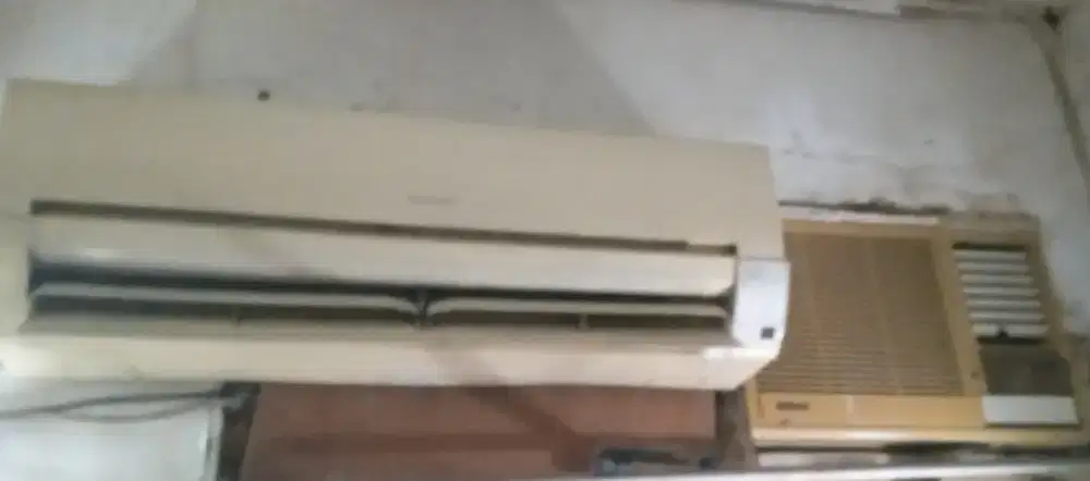 AC split dan AC window