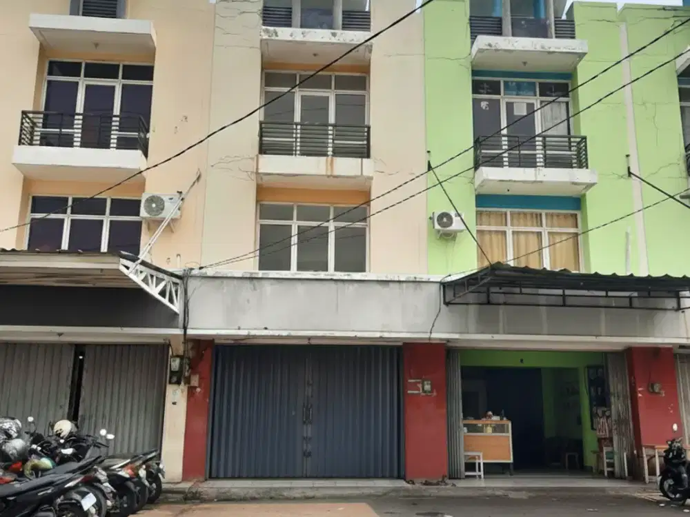 Ruko Bagus di Harapan Indah 2 Area Bisnis Berkembang Lokasi Ramai & Strategis 13703 DS