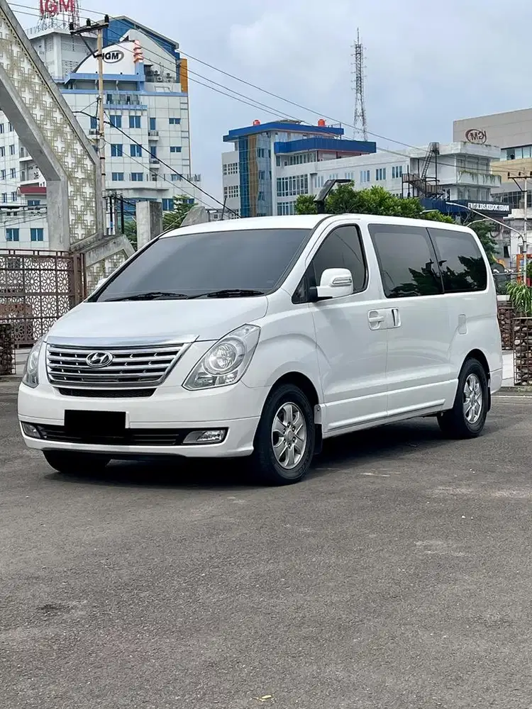 [ 12 Kursi ] Hyundai H1 AT 2012 Bensin