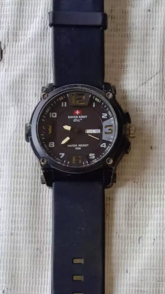 Jam tangan analog