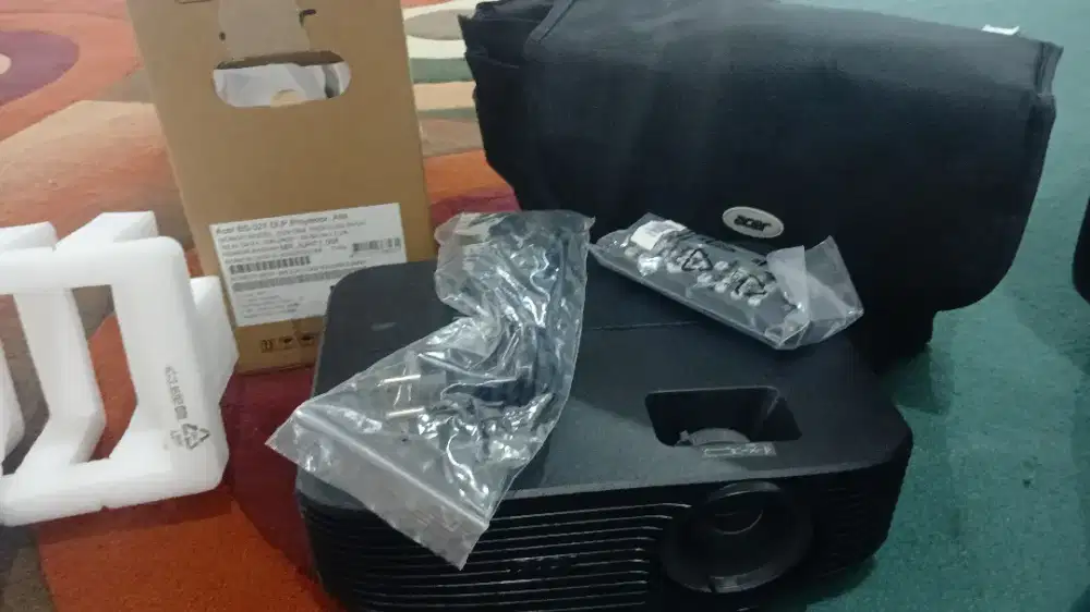Jual proyektor merk acer lengkap