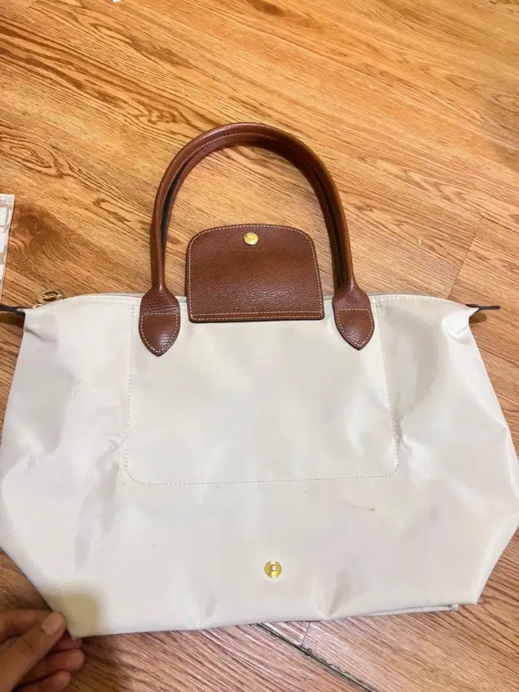 preloved longchamp le pliage medium tote papier