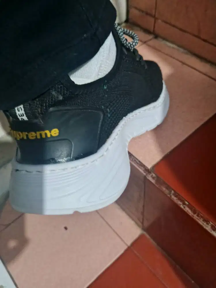 Jual Sepatu Supreme Original