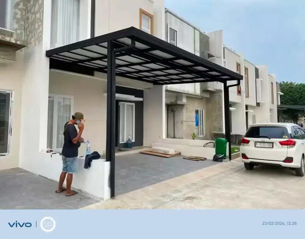 Kanopi baja ringan dan garasi