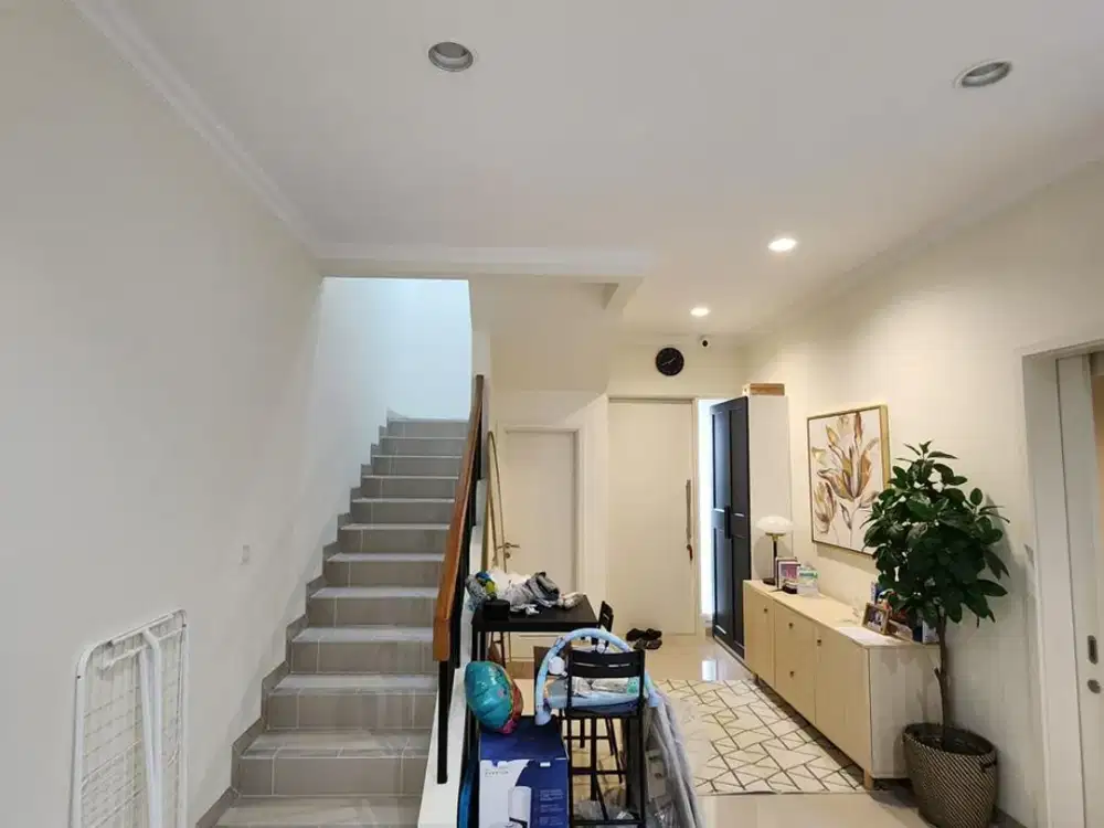 Disewakan Rumah Furnished The Springs Cluster Flamingo - Gading Serpong