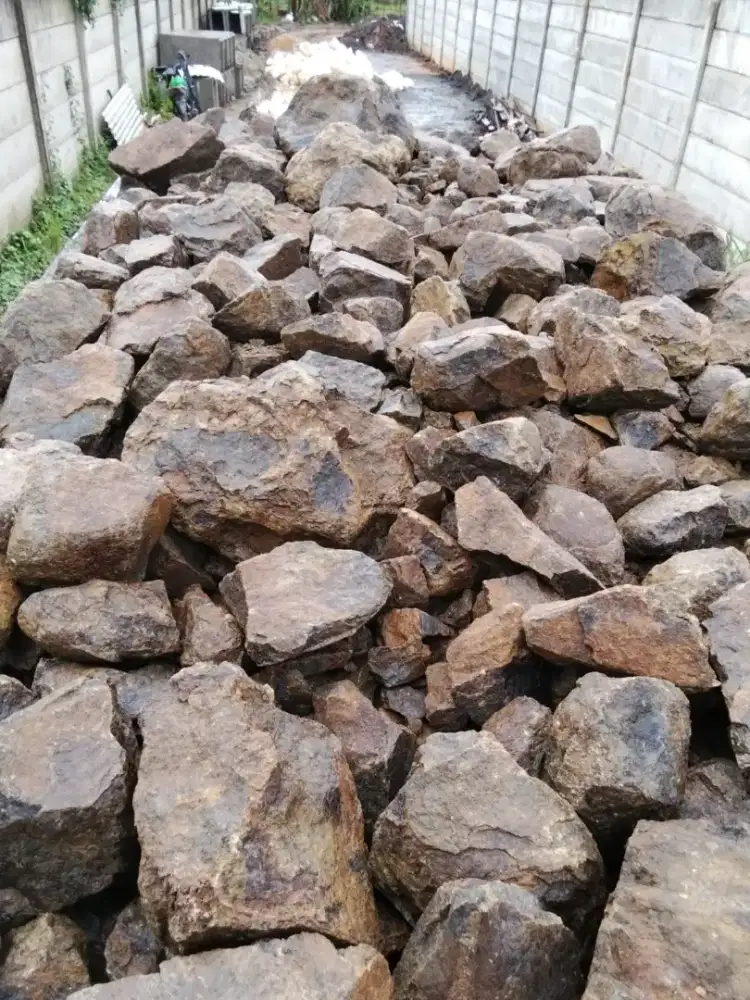 Pasir ayak Batu kapur Pasir bangka Batu split makadam std