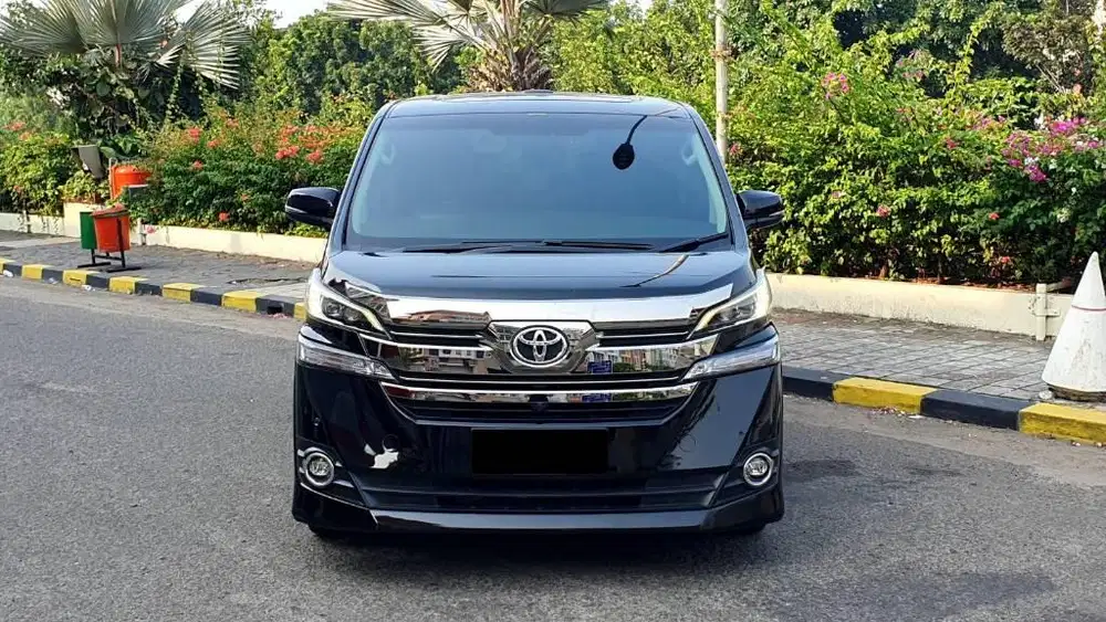 Toyota Vellfire 2.5 G APTM Hitam on Black 2017 Low Km