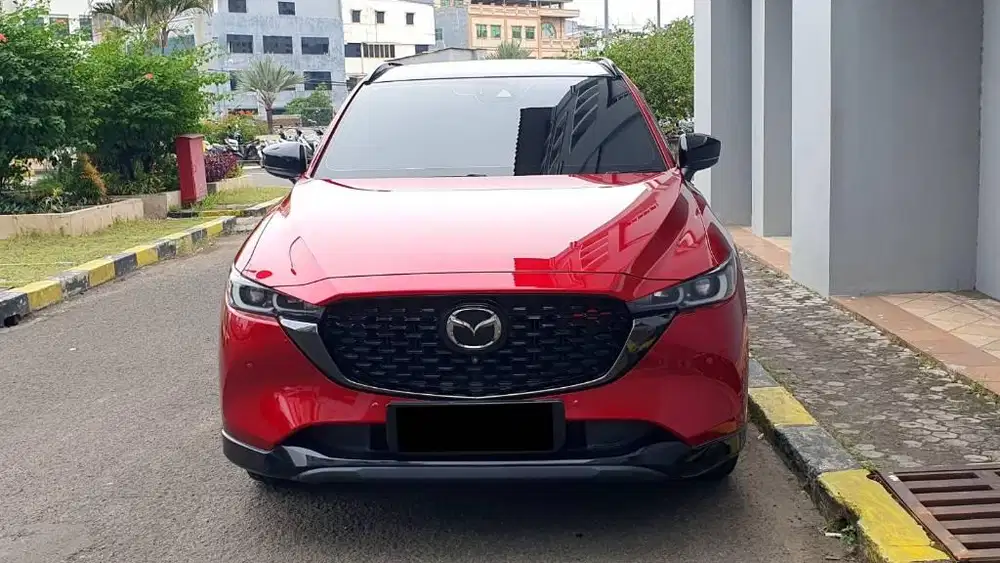 Mazda Cx-5 Kuro Edition 2.5 AT Merah 2022 km.19rb Antik