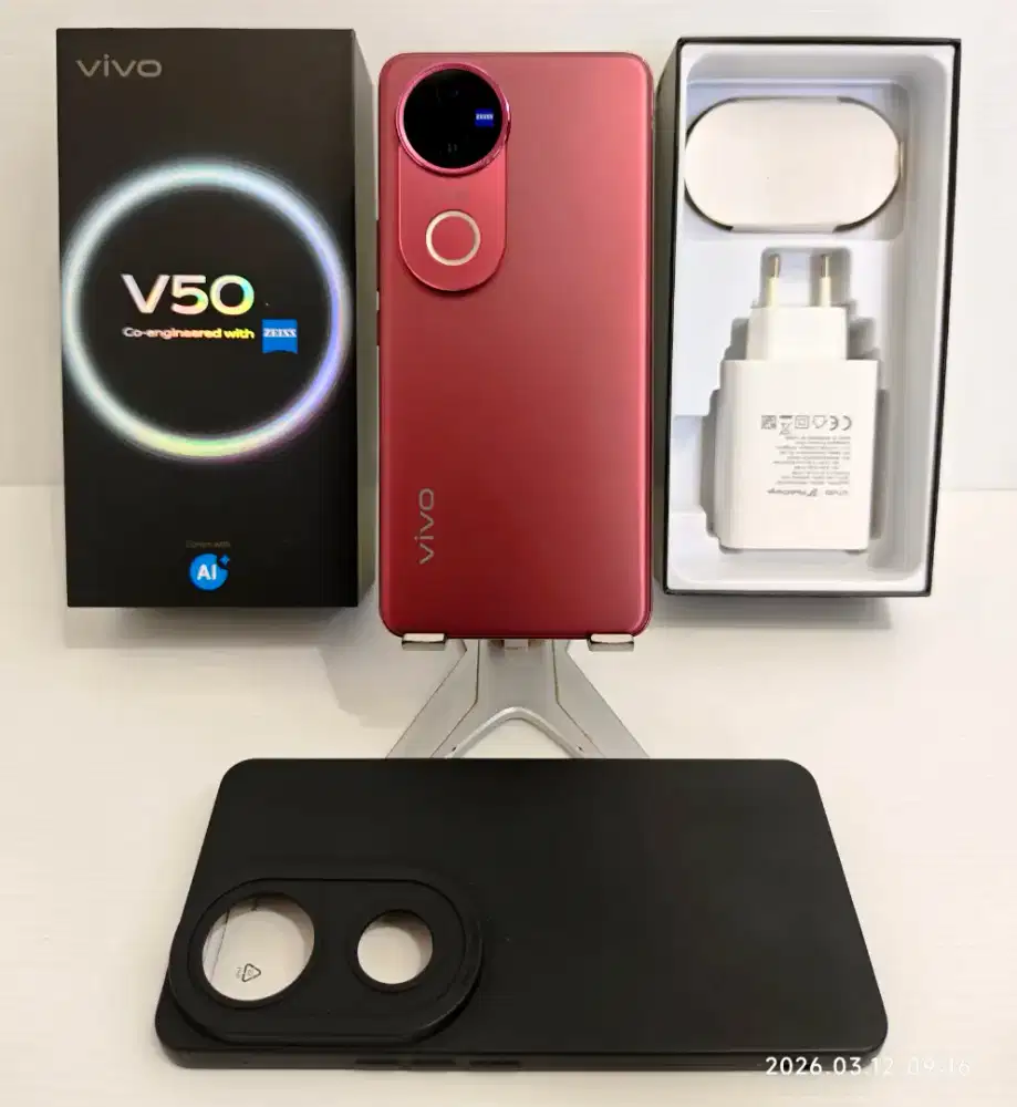 Vivo V50 5G 8+8/256 Gb Likenew 99%  Garansi Resmi ON 02 Ags26 bs TT/BT