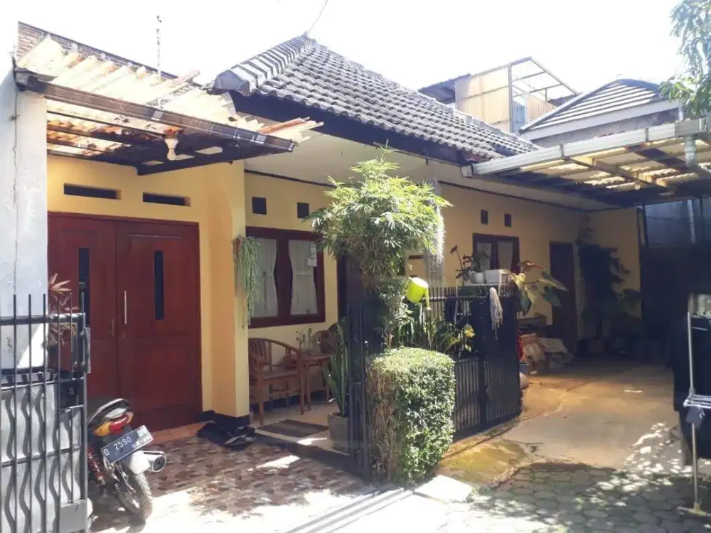 Dijual Rumah Siap Huni di Margahayu Raya