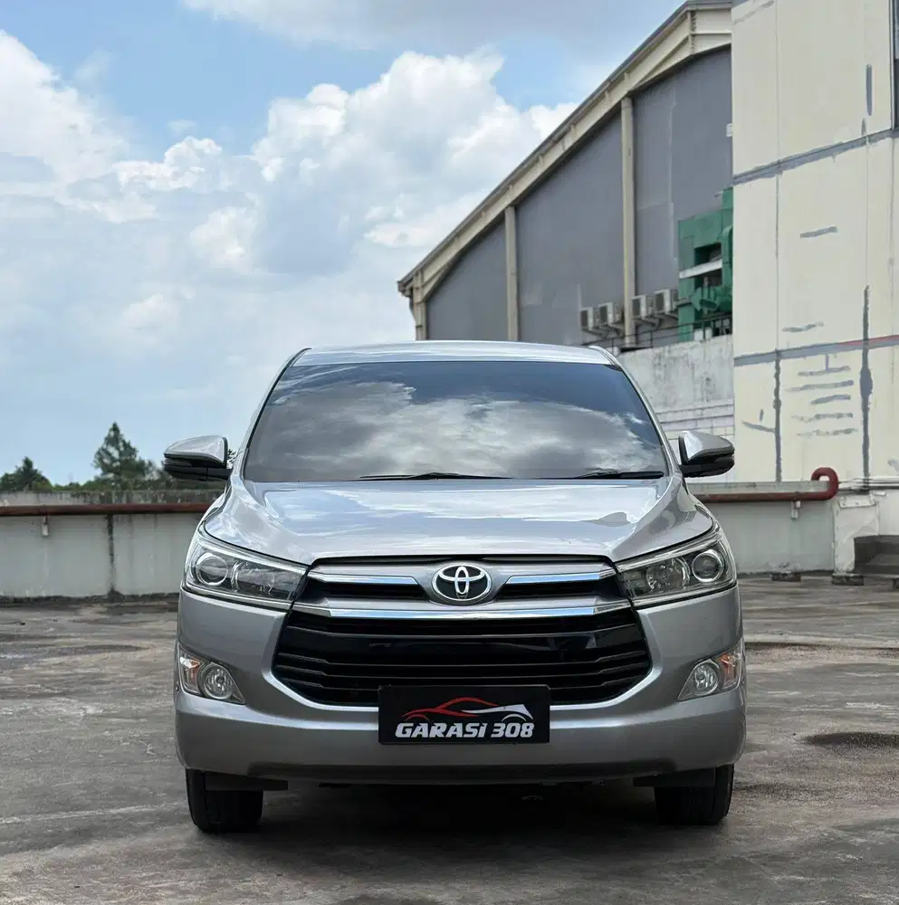 Toyota Kijang Innova 2.0 V AT