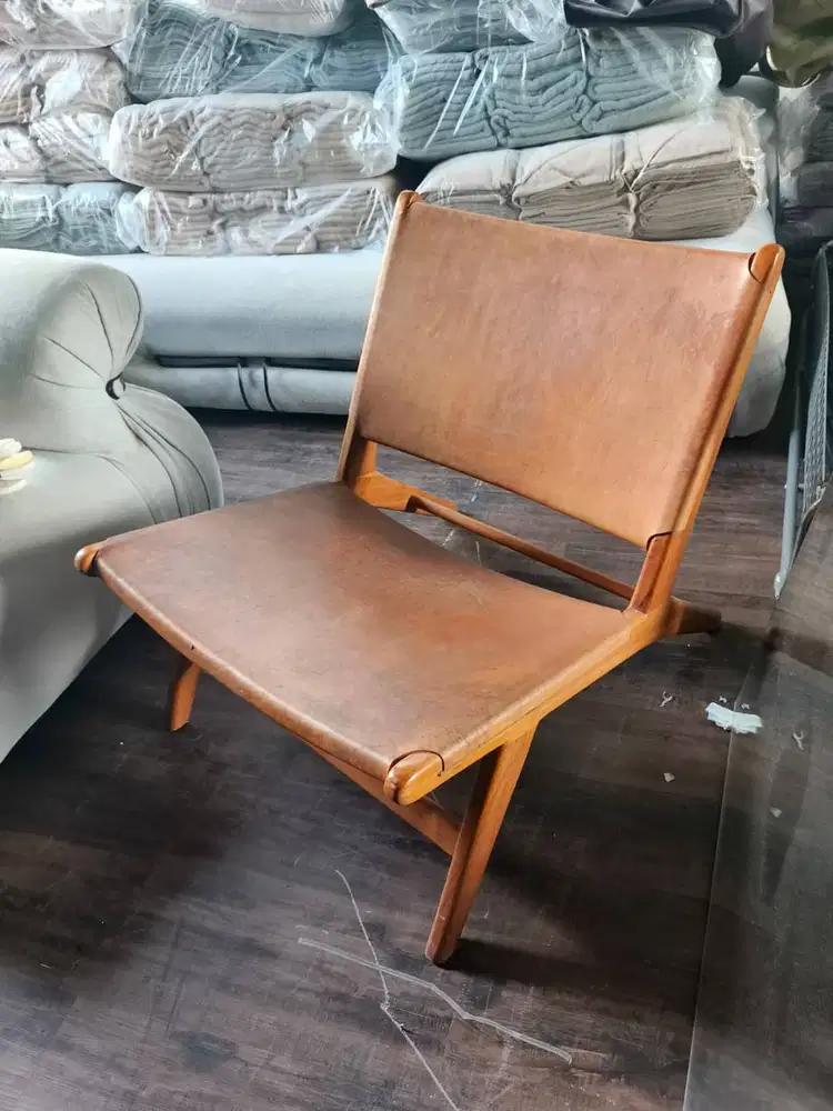 Leather Lounge Chair