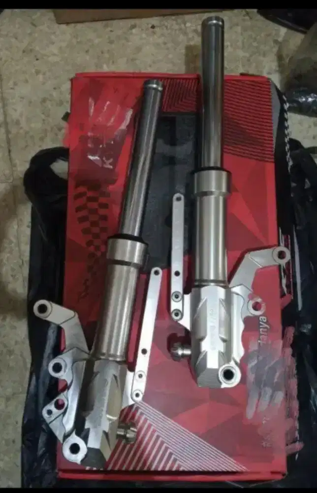 Shockbreaker Depan Racing