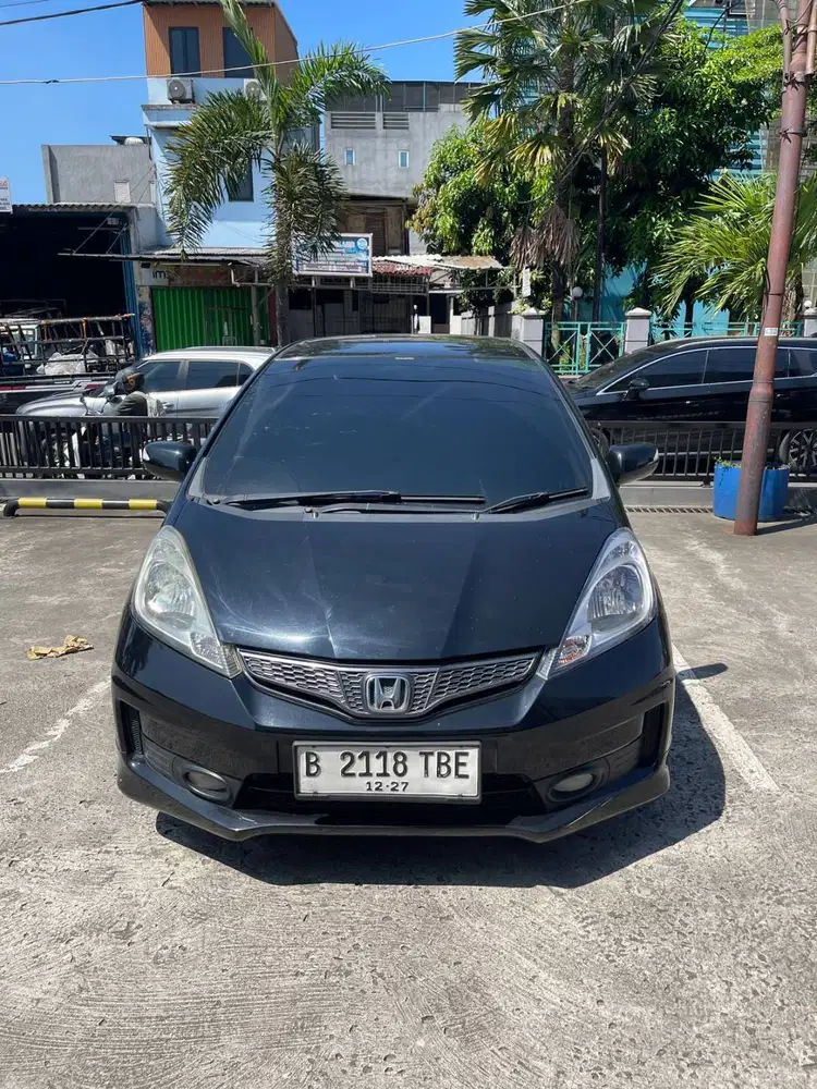 HONDA JAZZ GE8 A/T 2012