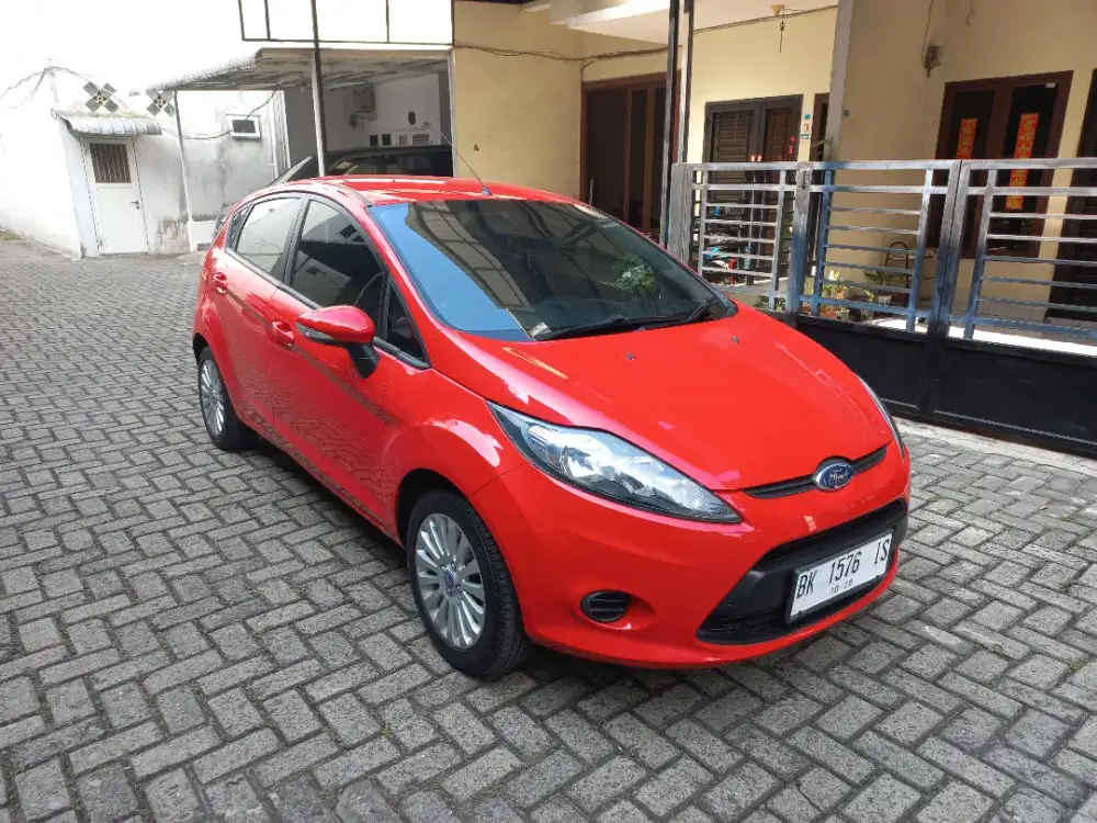 Ford Fiesta 1.4 Trend Manual 2013