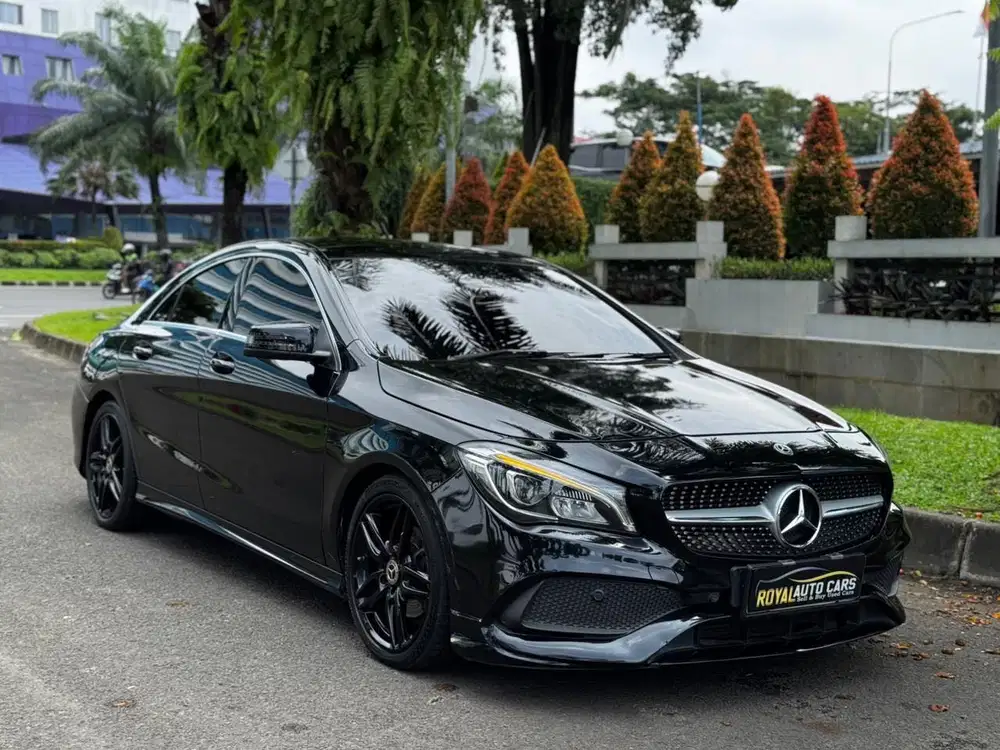 Mercedes-Benz CLA200 1.6 AMG Sport Panoramic Sunroof AT 2018