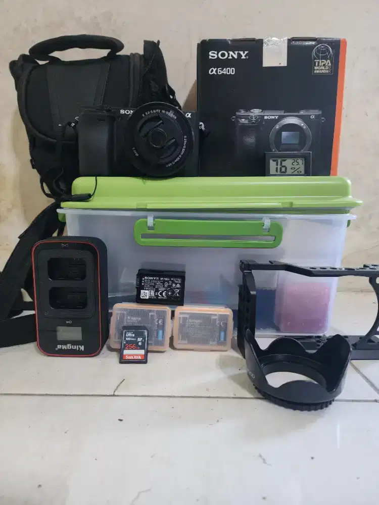 Sony a6400 like new