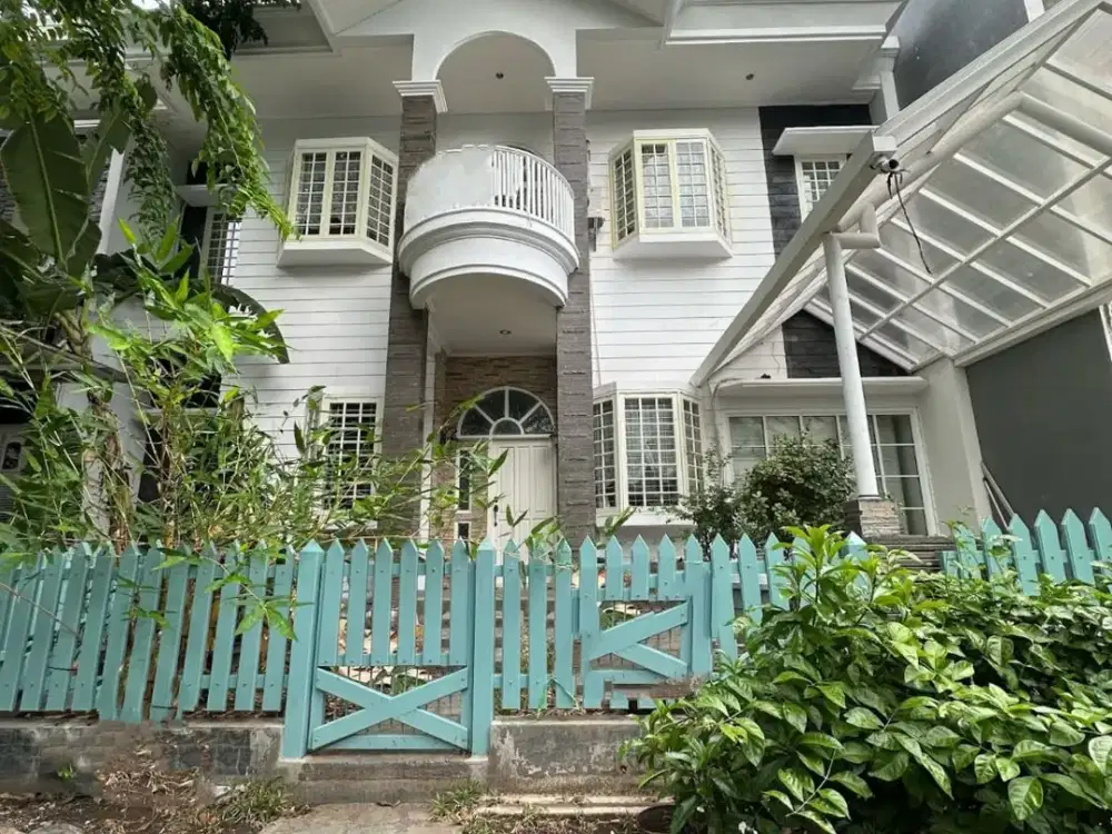 Rumah 2 Lantai Baru SHM di Pakuwon City San Diego