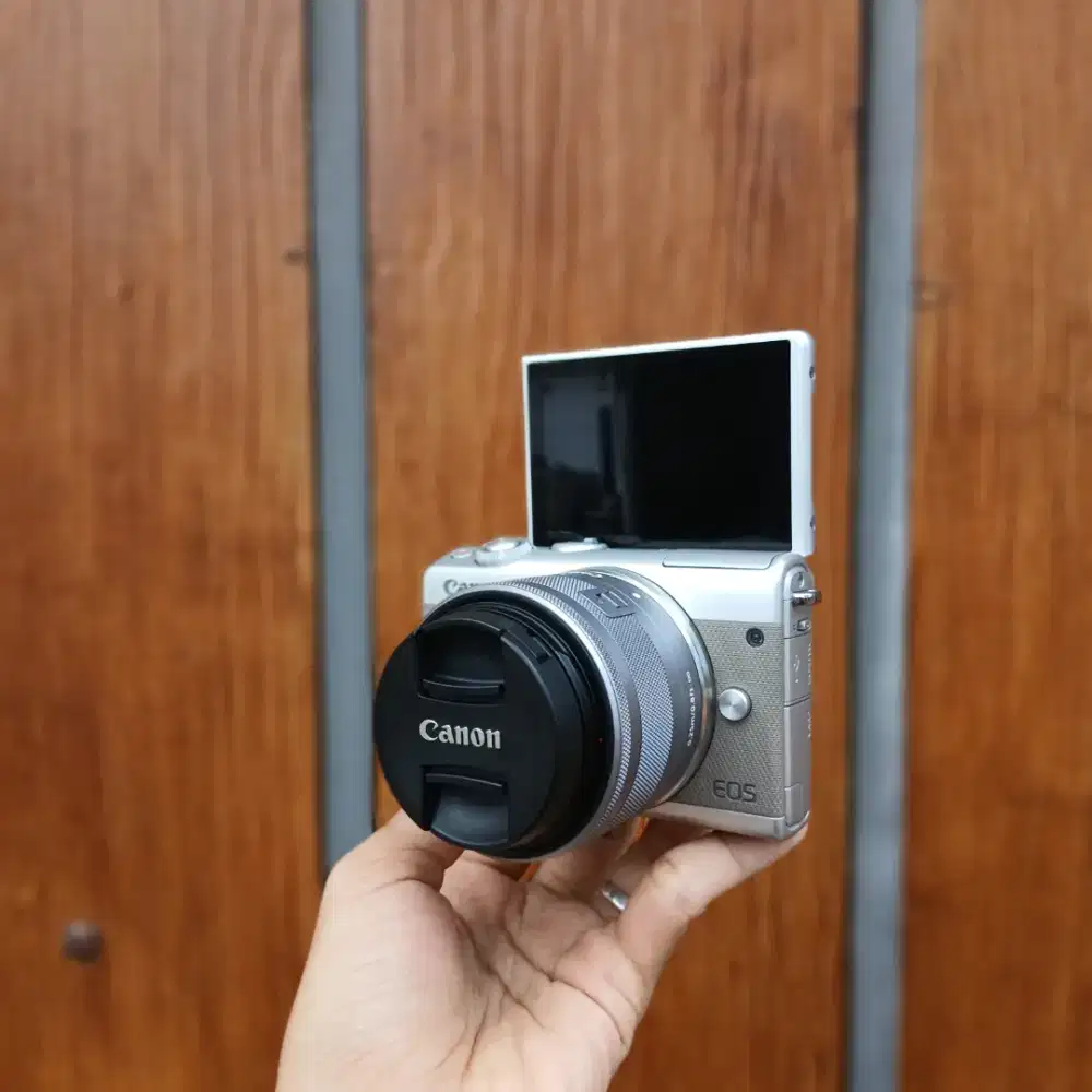 !!BEST SELLER NAIK DAUN!! CANON EOS M100 KIT LIKE NEW FULLSETBOX
