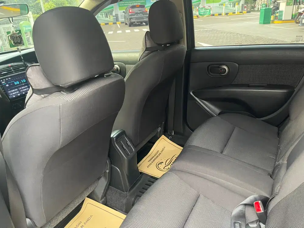 Nissan Grand livina 2011 Bensin