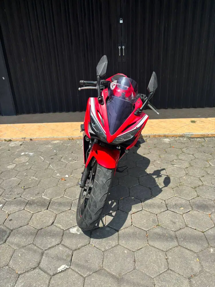 Honda CBR 150R Tahun 2018