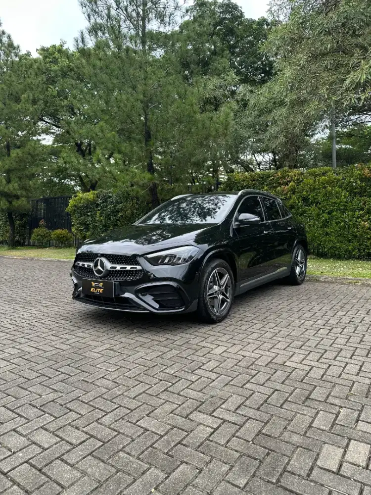 Mercedes Benz GLA 200 AMG 2025