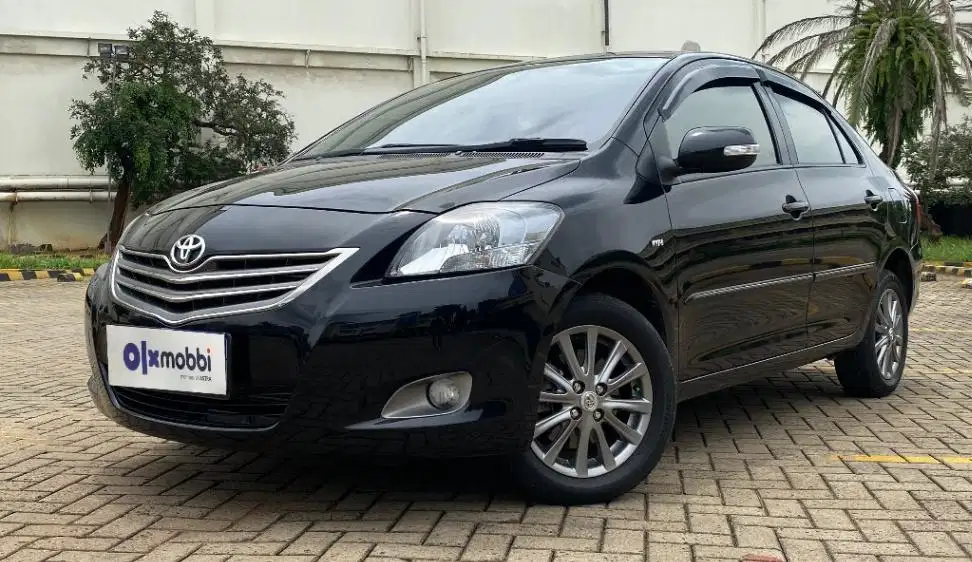 TDP 4,JT, Toyota Vios 1.5 G Bensin-AT Hitam 2012