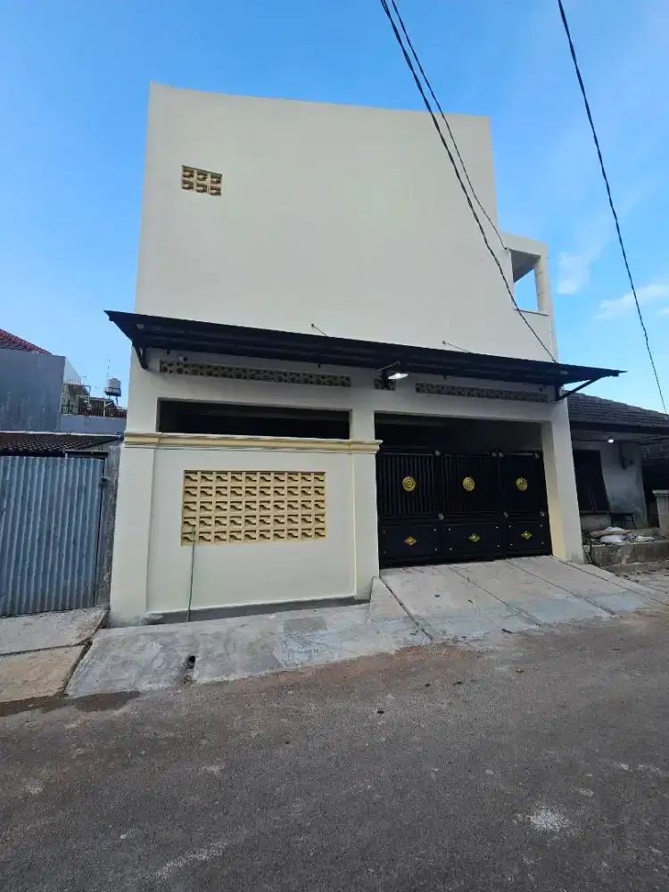 Kontrakan dalam komplek Pondok Kelapa (kav.marinir / Billymoon)