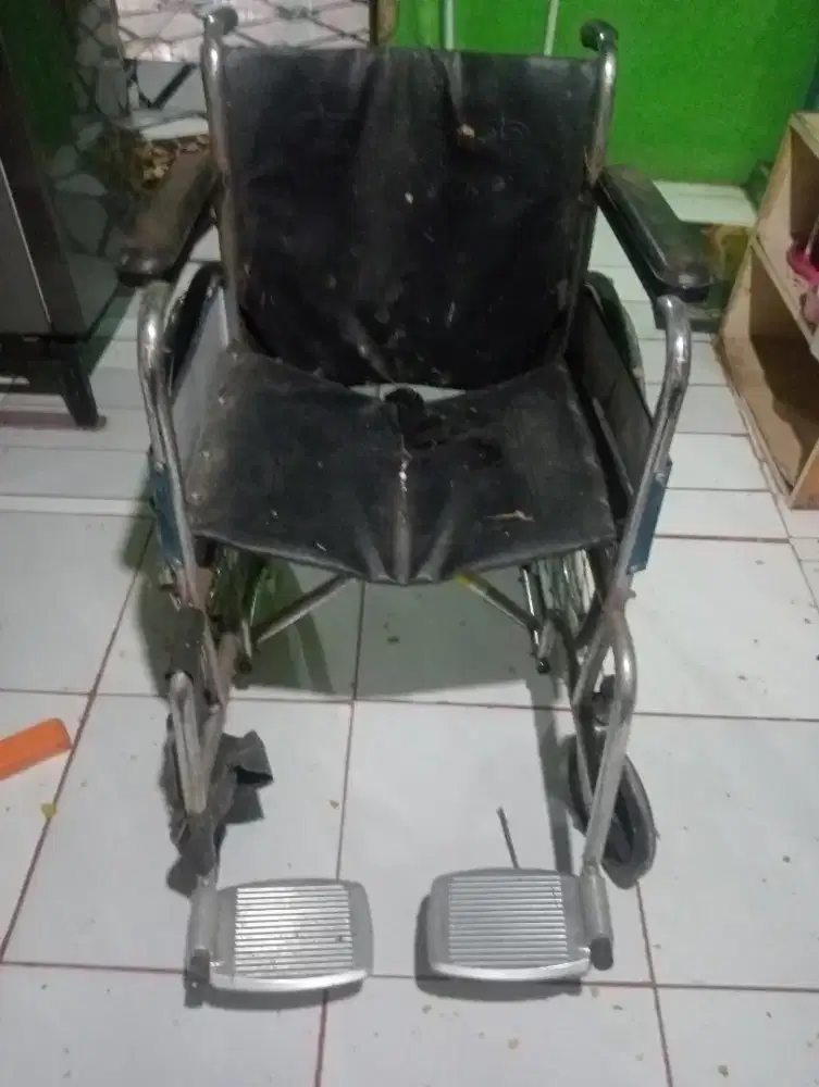 Kursi roda jari jari